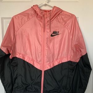 Nike windbreaker